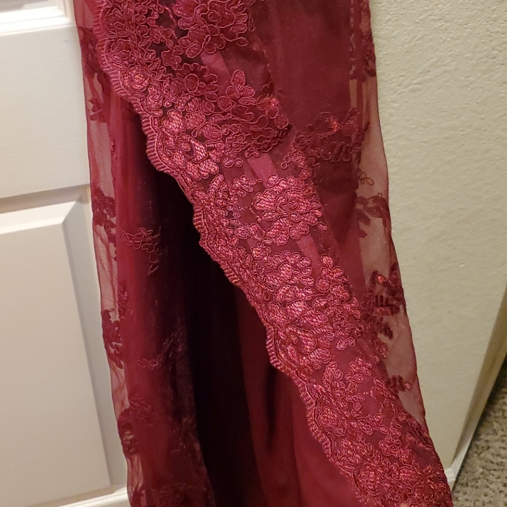 Dress - Picture 7 of 8